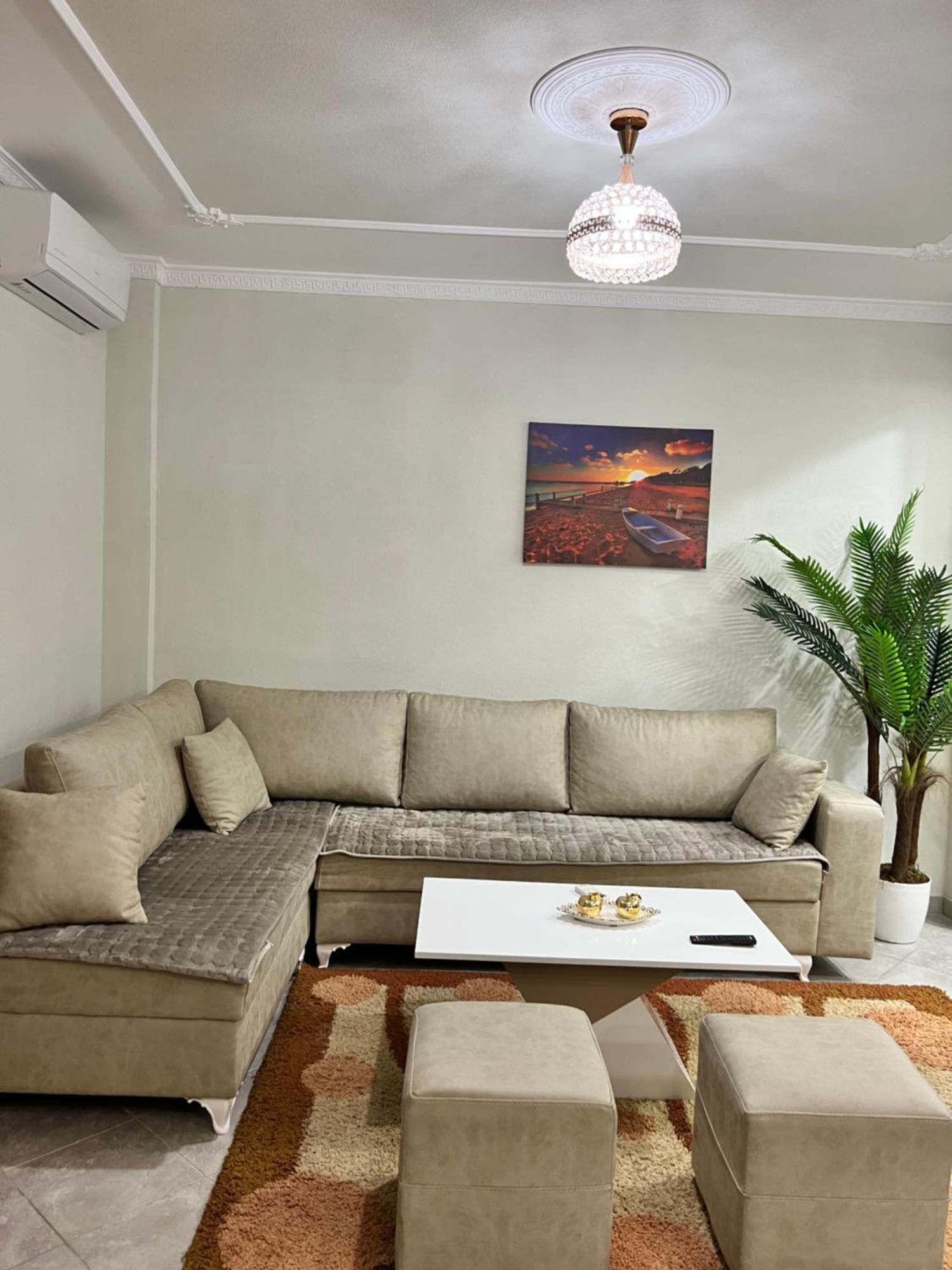 Modern By Sea Apartment *